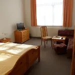 Stadtsee-pension 3*