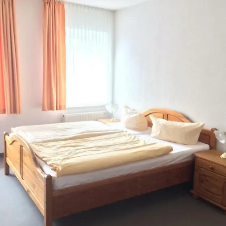 Stadtsee-pension 3* 滕普林